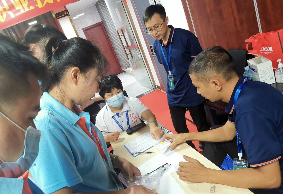 广东宝协承办2020年广东省“平洲玉匠杯”玉石雕刻职业技能竞赛隆重举行 (18).jpg