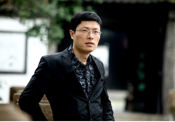 顾铭.jpg