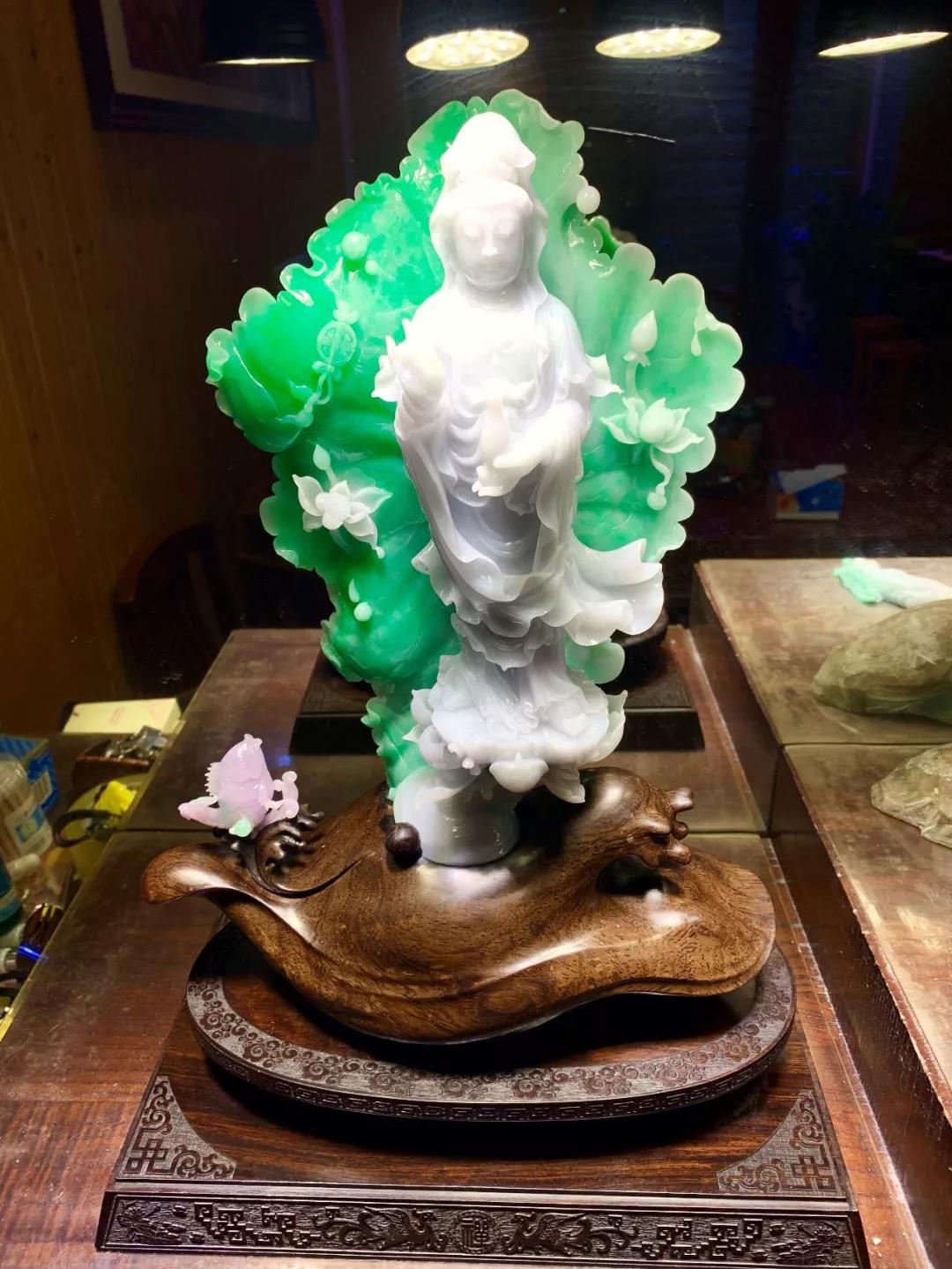 康金淼作品《 莲花观音》.jpg